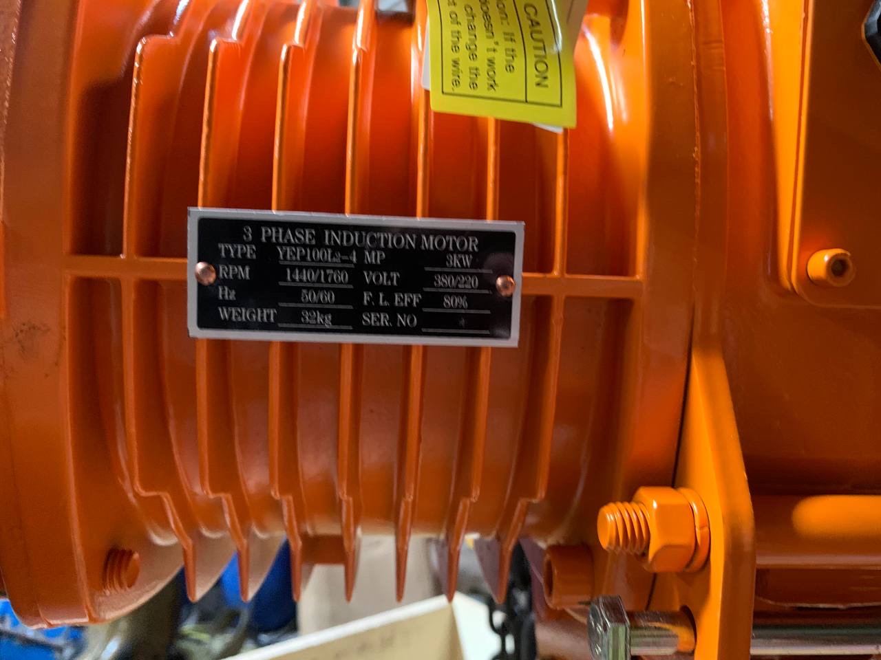 កៅឡាក់ភ្លើងជ្រុងមាកង់ 10TX6M380V